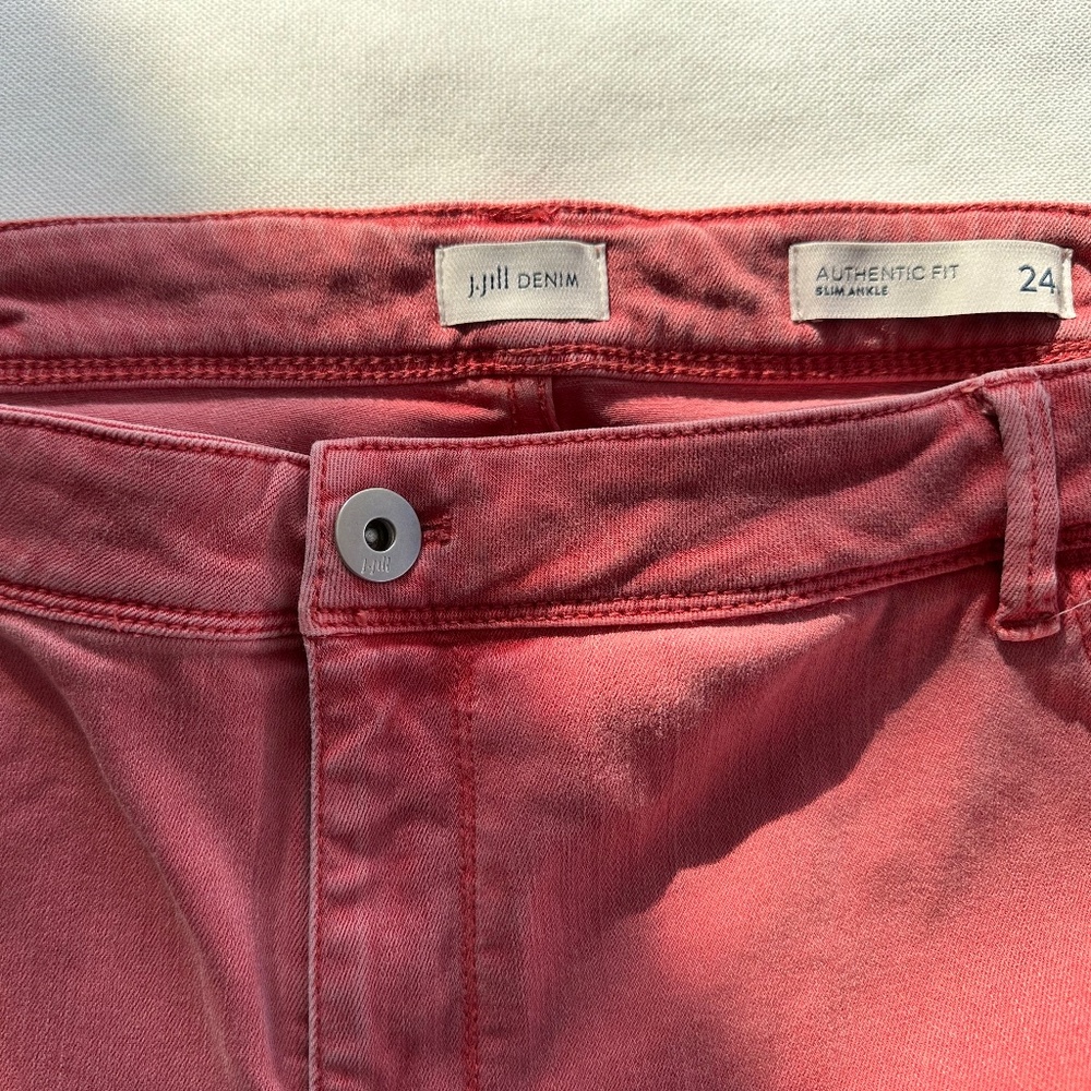 J. Jill Authentic Fit Slim-Leg Jeans (24W) - Picture 4 of 6